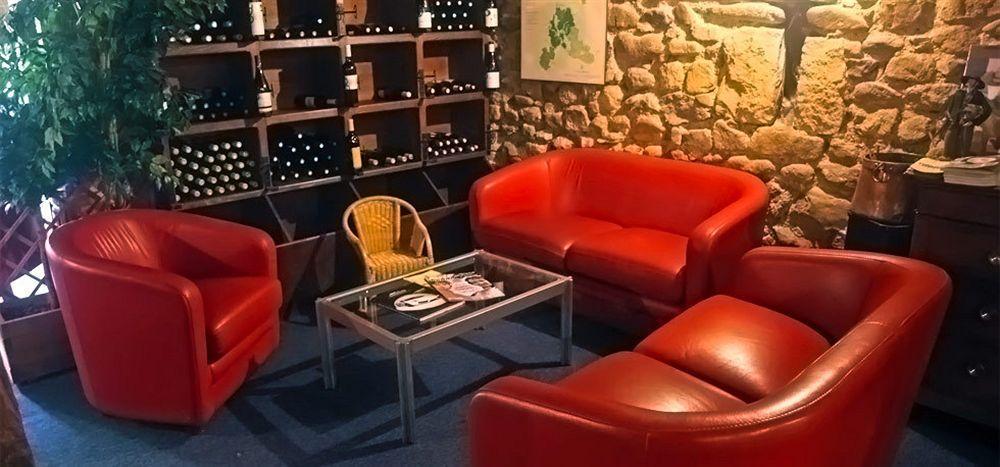 Logis Hotel Restaurant Auberge Du Peras Сен-Жан-дю-Гар Екстер'єр фото